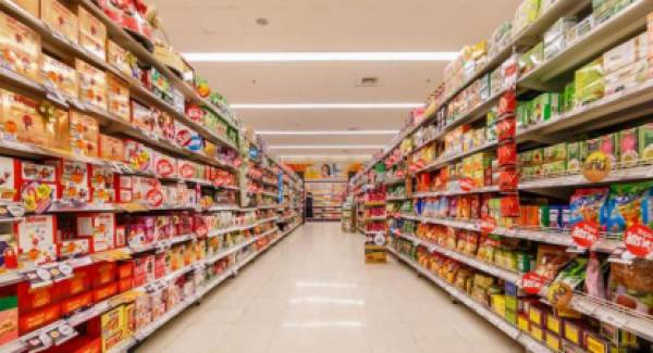 Μείωση του ΦΠΑ σε βασικά προϊόντα των σούπερ μάρκετ