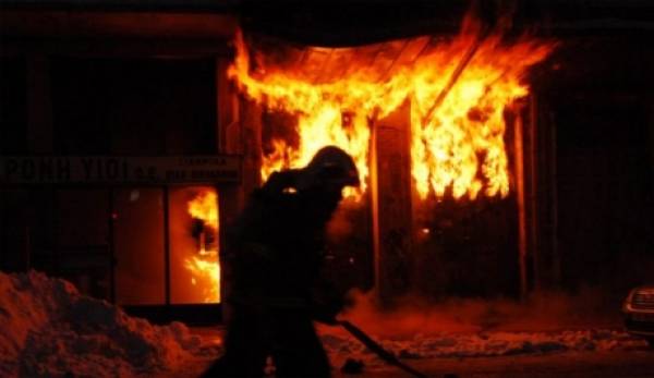 Tραγωδία με έναν νεκρό από φωτιά σε σπίτι