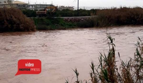Πλημμύρες στον Δήμο Ευρώτα, διακοπή κυκλοφορίας, κλειστά σχολεία!