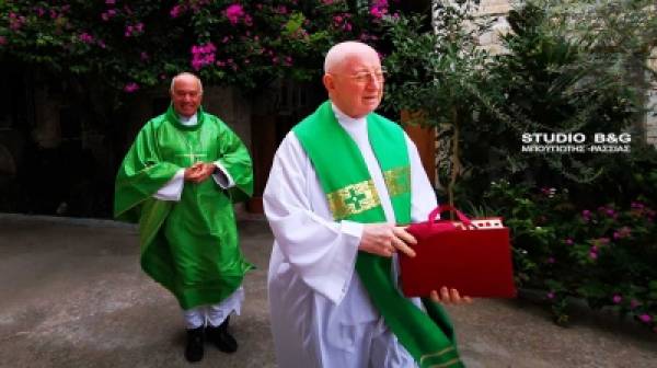 Νέος εφημέριος στην καθολική εκκλησία του Ναυπλίου (photos)