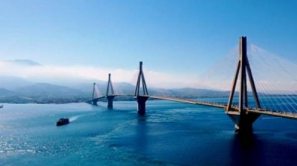 «Αριστούργημα» η Γέφυρα Ρίου - Αντιρρίου, από ψηλά! (video)
