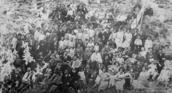 1923 : Εκδρομή Γεωργιτσάνων Καλαμάτας στην Ι. Μ. Α. Αναργύρων του Πάρνωνα