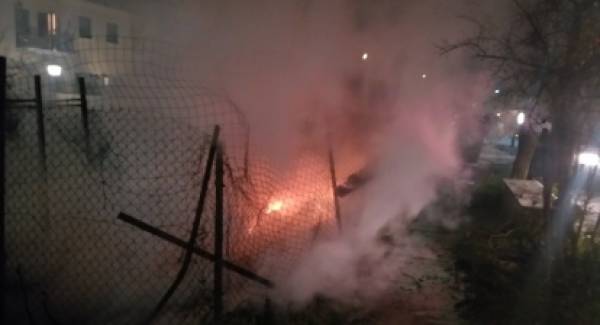 Καλαμάτα: Αναστάτωση από φωτιά σε φυτώριο (video)