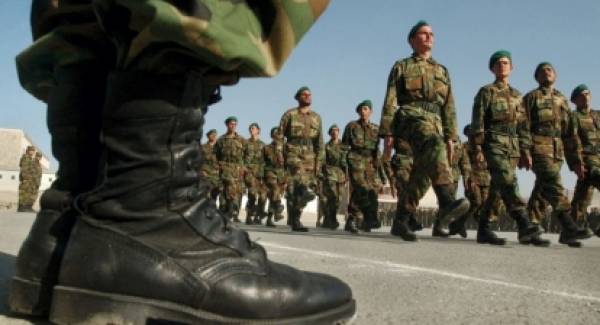 Έβρος: Στέλνουν στρατιώτες από την Πελοπόννησο