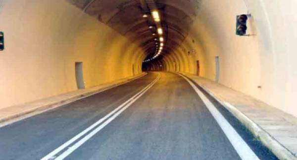 Κυκλοφοριακές ρυθμίσεις στον Αυτοκινητόδρομο Κόρινθος - Τρίπολη - Καλαμάτα στη σήραγγα Ραψομάτη