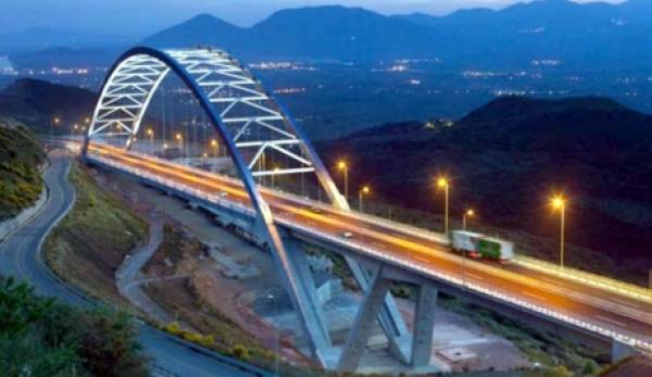 Στην Τσακώνα μια από τις μεγαλύτερες τοξωτές γέφυρες του κόσμου (video)