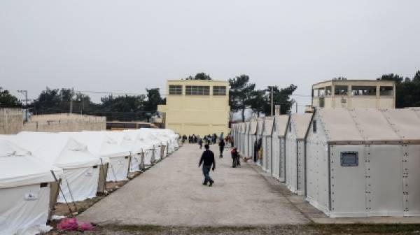 Αυτοί είναι οι 32 διοικητές στις δομές προσφύγων - μεταναστών της ηπειρωτικής Ελλάδας