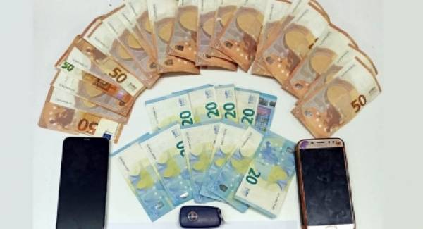 Συνελήφθησαν δύο γυναίκες που έκαναν μικρές αγορές με πλαστά χαρτονομίσματα των 50€!