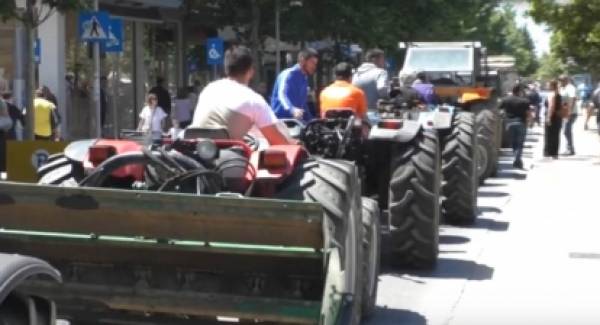 Διαμαρτυρία αγροτών πάνω στα τρακτέρ στη Μεσσηνία! (video)