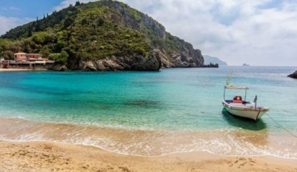 Στις δέκα πιο ασφαλείς ευρωπαϊκές παραλίες για τις φετινές διακοπές δεν υπάρχει η Πελοπόννησος!
