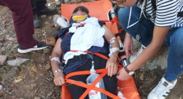 Πυροσβέστες και Γιατρίνες έσωσαν γυναίκα ορειβάτη στο Χελμό! (video)