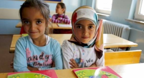 Aυτά είναι τα σχολεία της Σπάρτης που θα φοιτήσουν προσφυγόπουλα σύμφωνα με το ΦΕΚ!