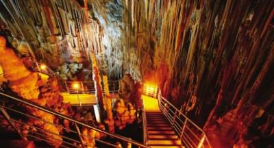 Συνεχίζονται οι ξεναγήσεις στο σπήλαιο Καστανιάς του Δήμου Μονεμβάσιας