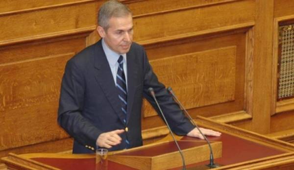 Παρέμβαση Δαβάκη στη Βουλή για τα κρούσματα COVID-19 στη Λακωνία