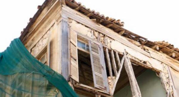 Επιτροπές μηχανικών θα ελέγξουν τα επικίνδυνα κτίρια στον Δήμο Καλαμάτας