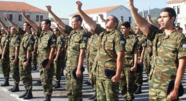 Κατατάσσονται στο στρατό οι νέοι της Ελλάδος