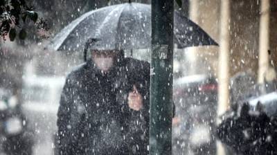 Βροχές και καταιγίδες στην Πελοπόννησο τα ξημερώματα της Πέμπτης