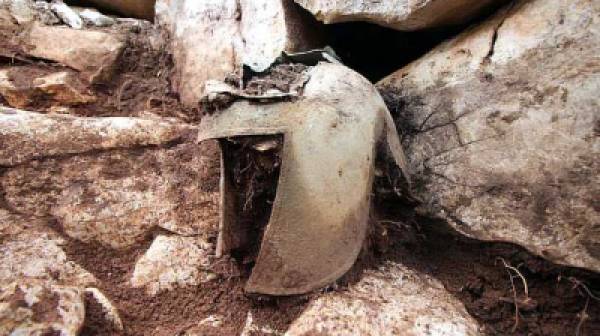 Κράνος αρχαίου Έλληνα πολεμιστή από την Πελοπόννησο βρέθηκε σε ανασκαφή στην Κροατία!