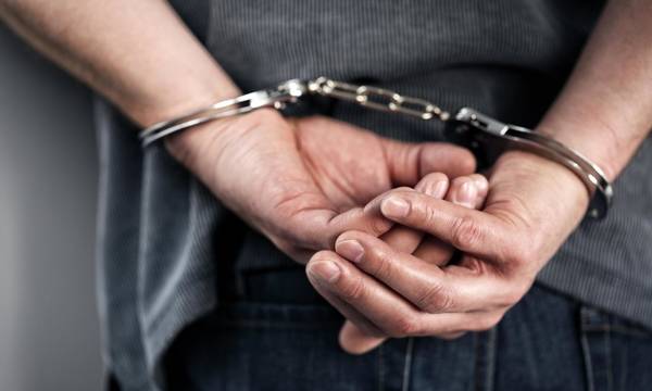 Συλλήψεις για ναρκωτικά στην Κόρινθο 