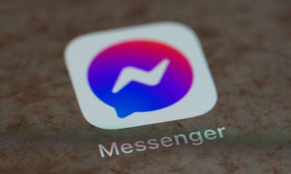 Facebook: «Έπεσε» η υπηρεσία μηνυμάτων Messenger