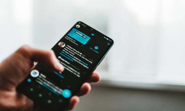 Κορονοϊός: Το Twitter θα μπλοκάρει χρήστες μετά από 5 fake news για τα εμβόλια