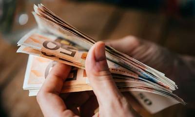 Επίδομα 534 ευρώ: Μέχρι 12 Απριλίου πληρώνονται οι δικαιούχοι τις αναστολές Μαρτίου