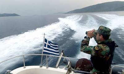 Ακυβέρνητο σκάφος στο Ναύπλιο και νεκρή caretta caretta στην Αίγινα