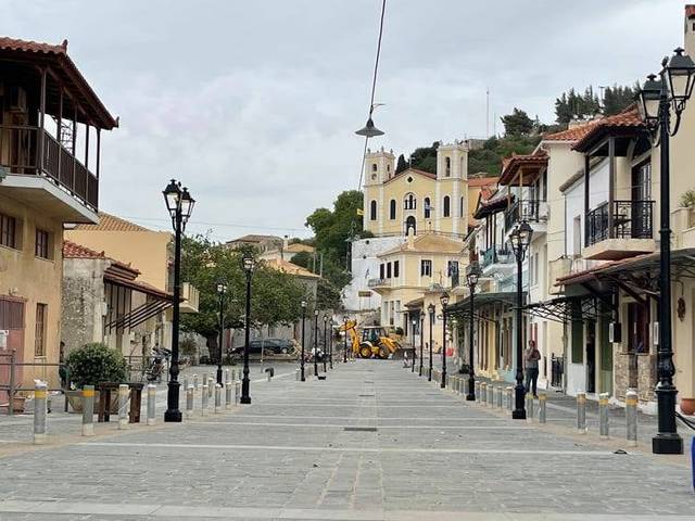 Ολοκληρώθηκε η ανάπλαση της Άνω Πόλης στην Κυπαρισσία - Notospress.gr