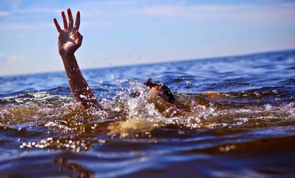 Πνίγηκε 72χρονη στην Κυνουρία, σώθηκε κολυμβήτρια στην Πάτρα!