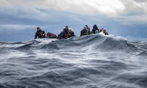 Ιταλία: Πέντε νεκροί έπειτα από ναυάγιο σκάφους που μετέφερε μετανάστες