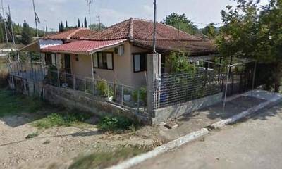 Πωλείται μονοκατοικία 55 τ.μ. σε χωριό κοντά στην Αμαλιάδα