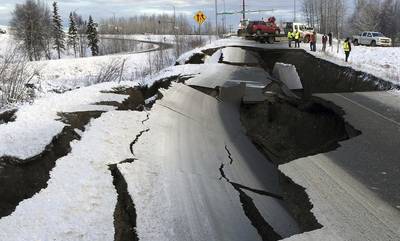 Σεισμός 8,2 Ρίχτερ στην Αλάσκα - Φόβοι για τσουνάμι