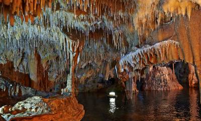 Από τη Μάνη στα Βάτικα - Δύο μοναδικά σπήλαια στη Λακωνία!