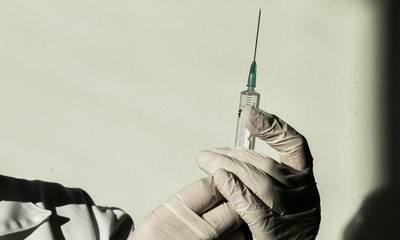Τρίτη δόση εμβολίου: Σήμερα οι επίσημες ανακοινώσεις- Ποιους θα αφορά