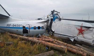 Αεροπορική τραγωδία στη Ρωσία: 19 νεκροί από συντριβή αεροπλάνου