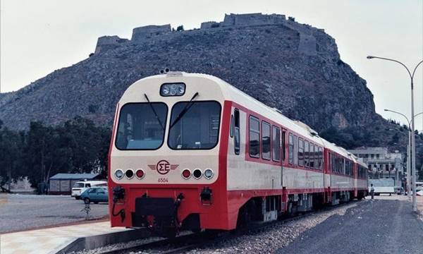 Ενδιαφέρον Βελόπουλου για επαναλειτουργία της σιδηροδρομικής γραμμής «Κόρινθος – Ναύπλιο»