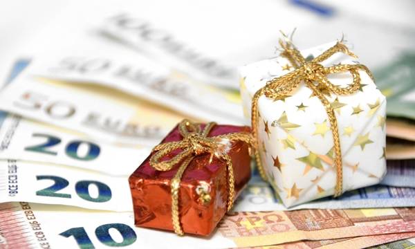 Έκτακτο μέρισμα: Ποιοι θα πάρουν φέτος χριστουγεννιάτικο μποναμά έως 900 ευρώ