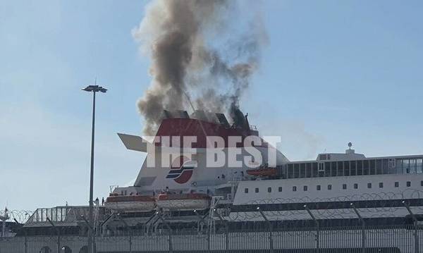 Συναγερμός στο λιμάνι της Πάτρας: Φωτιά σε πλοίο (video)