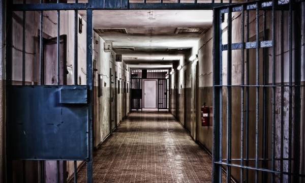 Φυλακές Κορίνθου: Προφυλακιστέοι οι τρεις σωφρονιστικοί υπάλληλοι για την απόδραση