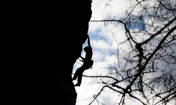 Τραγωδία στο Λεωνίδιο: Νεκρός εκπαιδευτής ορειβάτης από αποκόλληση βράχου
