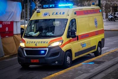 Άργος: Πτώση γυναίκας από μπαλκόνι - Μεταφέρθηκε στο νοσοκομείο με σοβαρά τραύματα