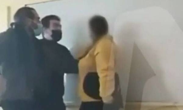 Βίντεο-σοκ: Καθηγητής χτυπάει μαθήτρια σε ΕΠΑΛ (video)