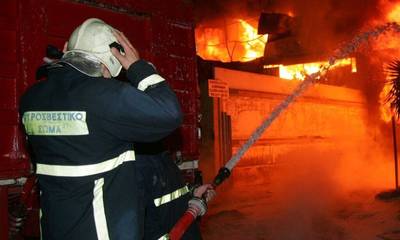 Φωτιά σε σπίτι στην Αμαλιάδα: Κάηκε ολοσχερώς!