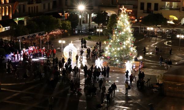 Δούκας: «Θα δώσουμε λάμψη σε όλο τον Δήμο Σπάρτης  - Ανάψτε το δένδρο και Καλά Χριστούγεννα» (video)
