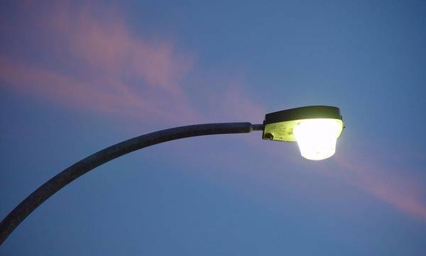 Σπάρτη: Ελλιπής ο φωτισμός στην κεντρική νησίδα της οδού Αρχιδάμου, απόψε (17/12)!