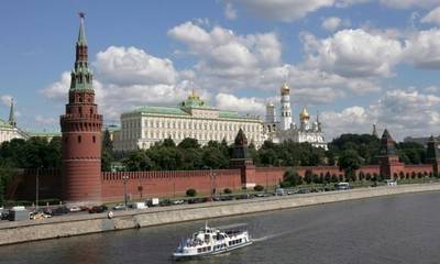 Η Μόσχα ανακαλεί μέρος του διπλωματικού της προσωπικού στην Ουκρανία