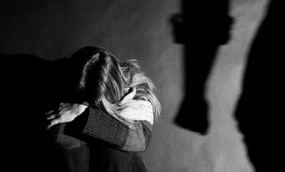 Έρευνα: Θύμα κακοποίησης 1 στις 4 γυναίκες στον κόσμο - Τα στοιχεία για την Ελλάδα