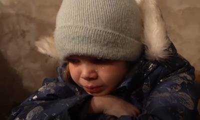 Ουκρανία - Βίντεο «γροθιά στο στομάχι»: «Δεν θέλω να πεθάνω», λέει ένα παιδάκι κλαίγοντας