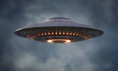 Πατέρας και γιός είδαν - δύο φορές -  UFO στο Ληγουριό! Ανάσταστοι δημοσιογράφοι και παρατηρητές!