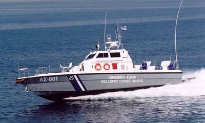 Ακυβέρνητο σκάφος με 5 αλλοδαπούς ανοιχτά της Νεάπολης Λακωνίας